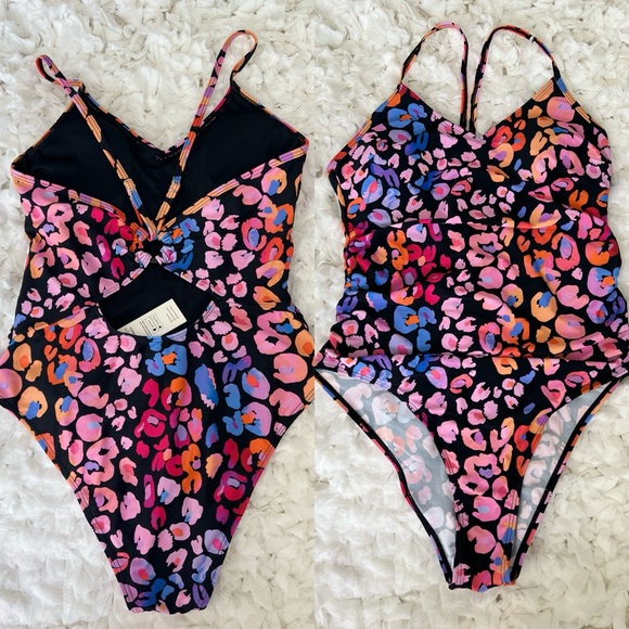 NWT Multicolored Leopard Print O-Ring One Piece Swimsuit SIZE LARGE - Picture 16 of 17